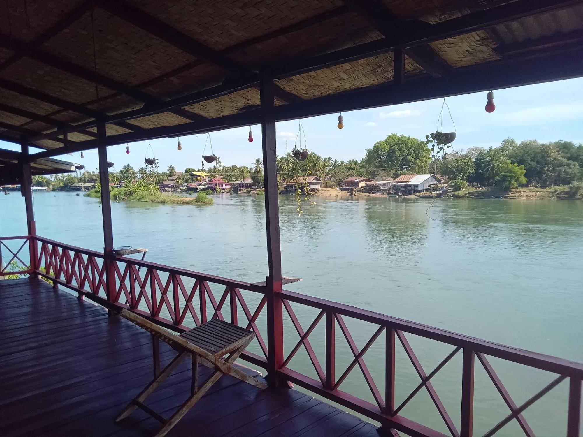 Friendship Guest House Don Det Bagian luar foto